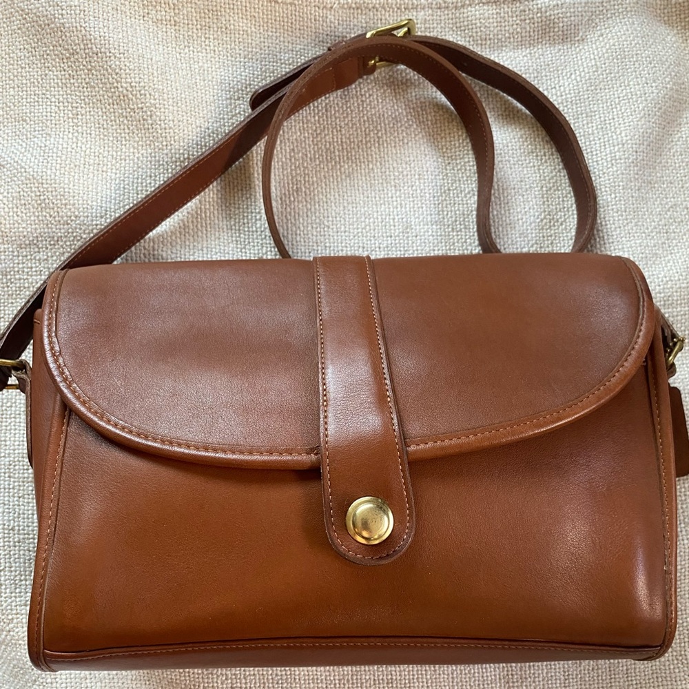 Vintage coach roll bag 9887!